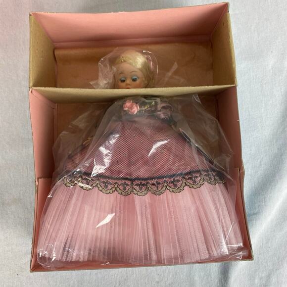 MADAME ALEXANDER PORTRETTES 10” Rosette Doll Pink Lace Gown New in Box Tag 1115 - Picture 2 of 11